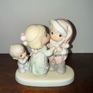 PreciousMoments “I Saw Mommy Kissing Santa Claus”